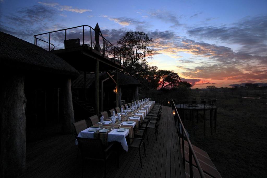 Nkasa Lupala Tented Lodge Sangwali Exteriör bild